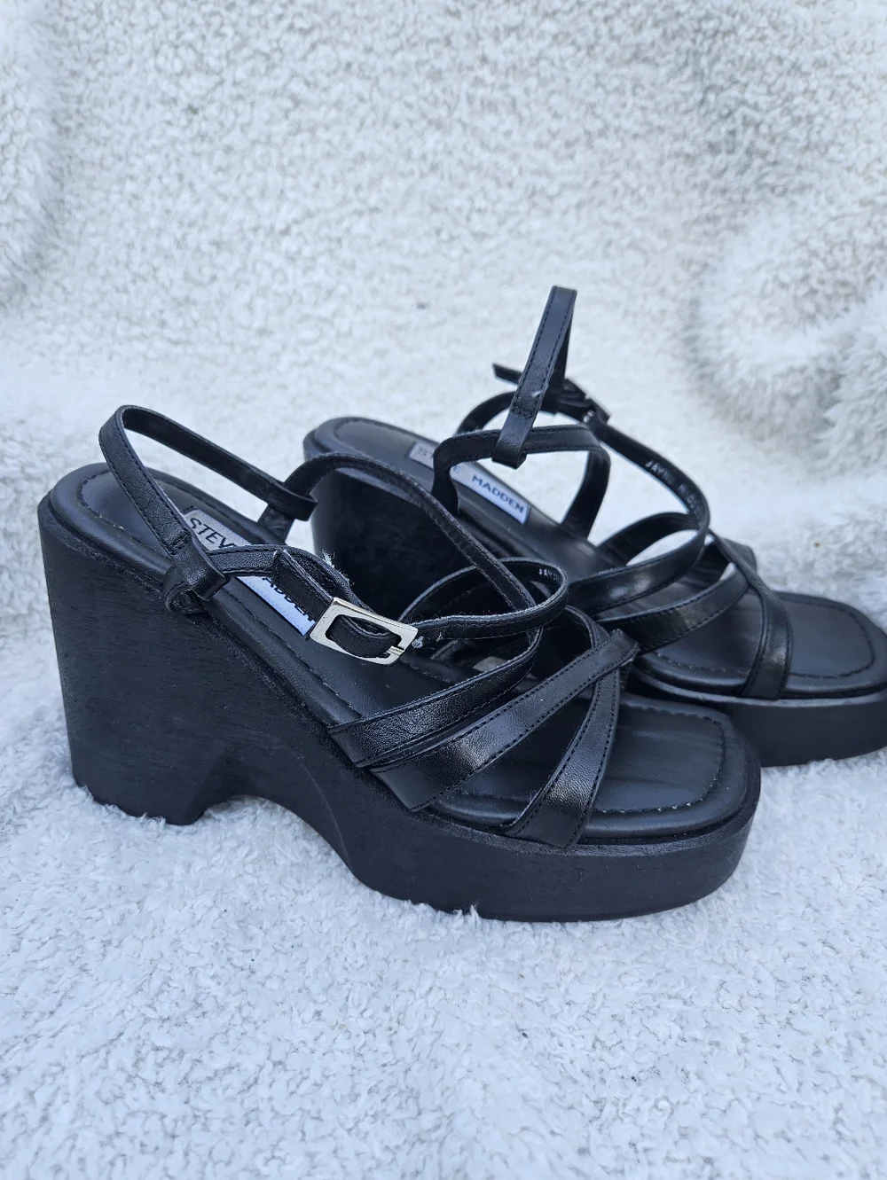 Y2K Vintage Steve Madden Black Strappy Platform Sandals - Picture 3 of 7